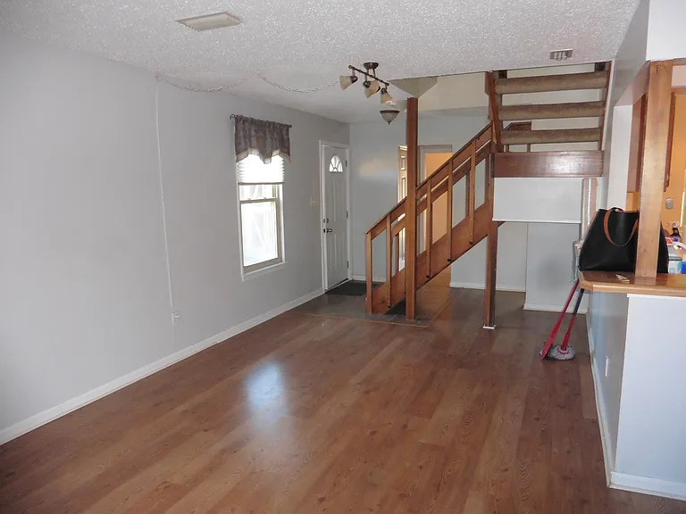 4856 Tunlaw Ct — Photo 4