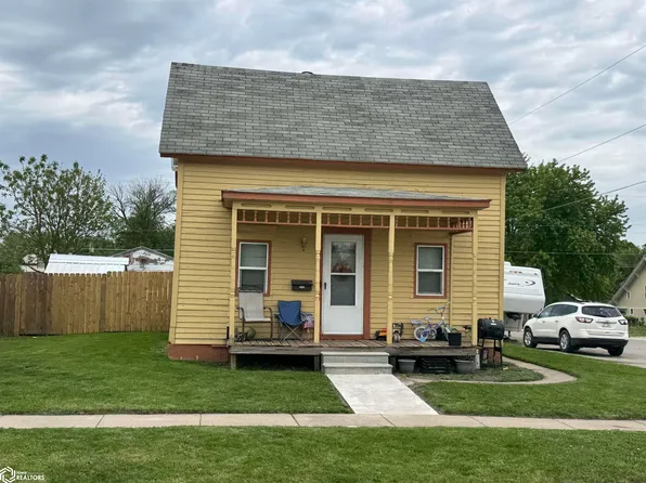 311 S Elm St, Creston, IA 50801