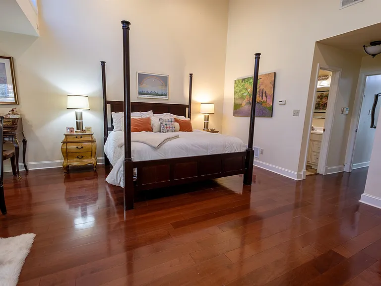 510 Berkeley Sq — Photo 13