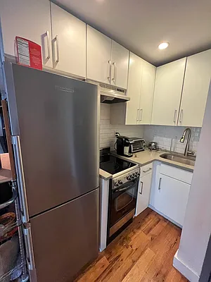 Rented by Delmark Realty LLC | media 45