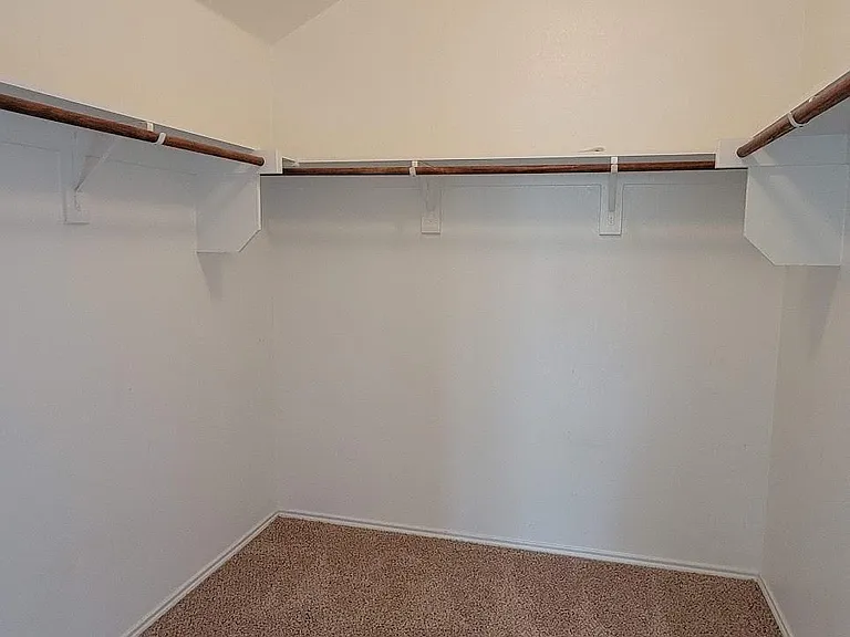 130 Meadow Crest Dr — Photo 16