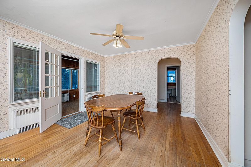5th image of 8 Providence Street