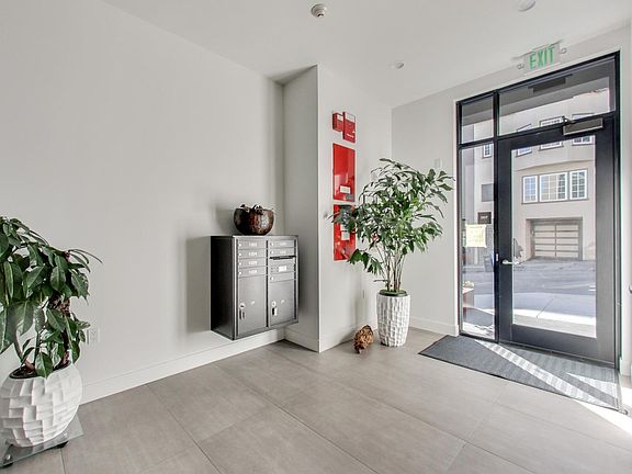 2nd image of 1026 Pacific Ave