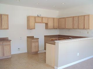 4th image of 305 Rayos Del Sol Dr