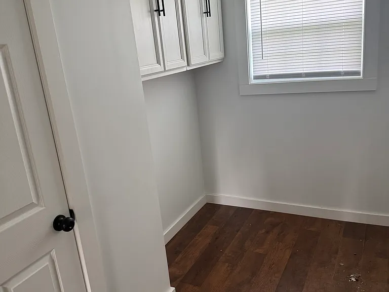 123 Oak St — Photo 2