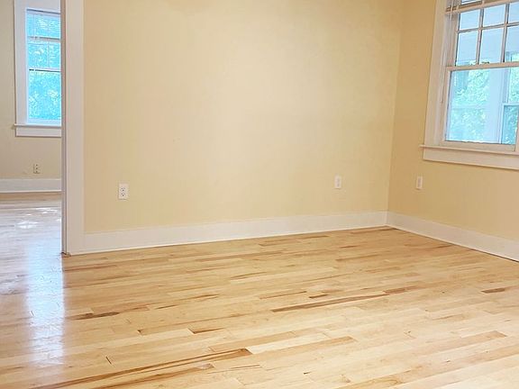 5th image of 207 S Union St #2