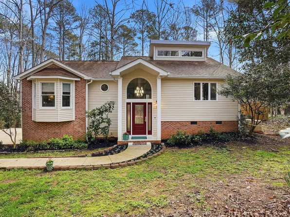 2024 Hillyridge Ct, Raleigh, NC 27603