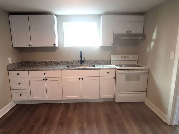 2nd image of 1416 Furlough Ave
