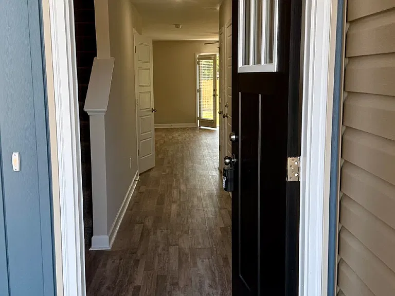 8103 King Rd — Photo 3