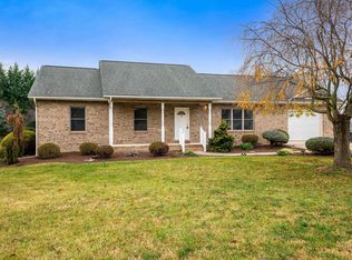 278 Oxford Ln, Broadway, VA 22815