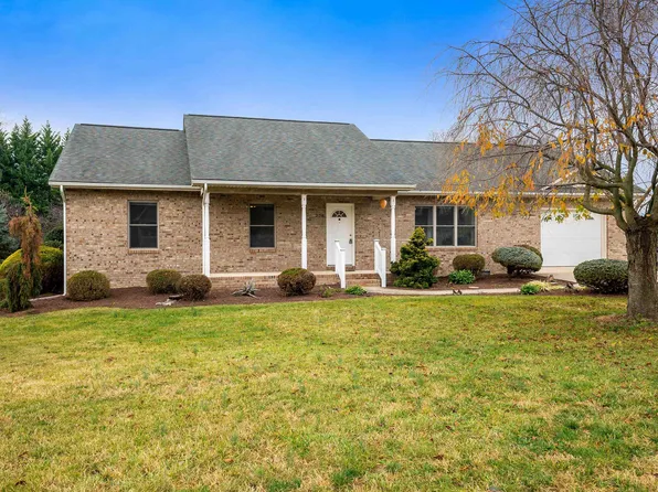 278 Oxford Ln, Broadway, VA 22815