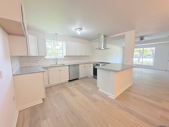 3rd image of 7515 Barbara Cohn Pl