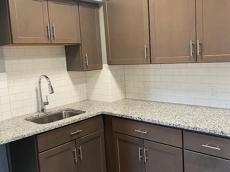 1190 Plymouth Ave #2N — Photo 10