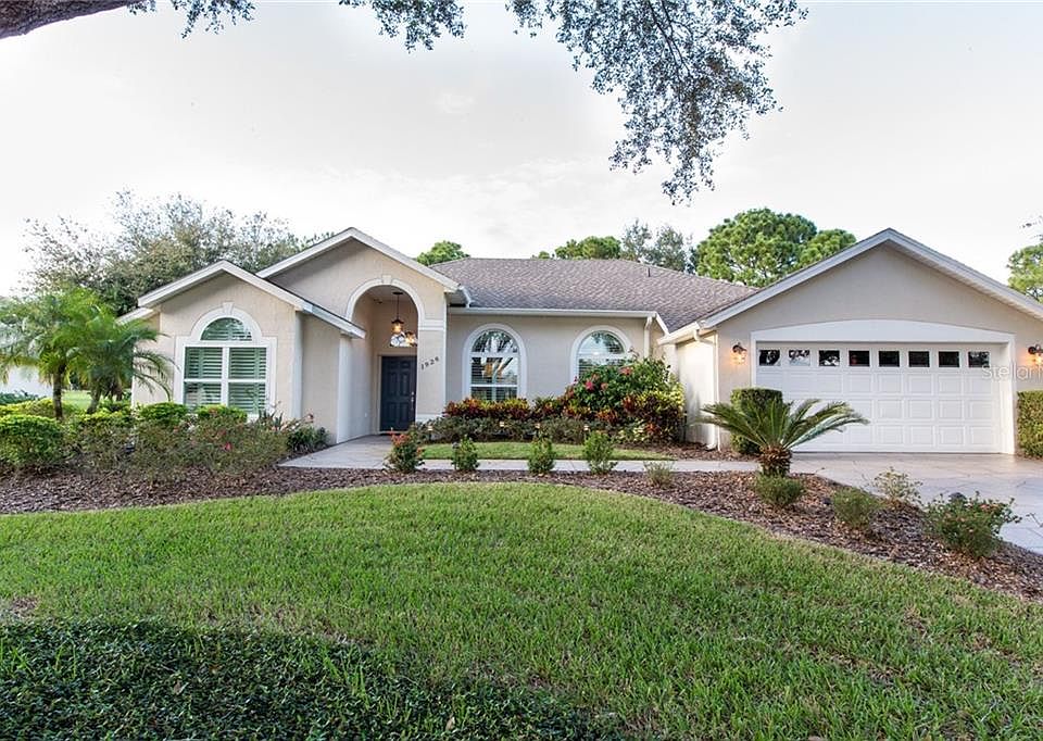 1st image of 1926 Bermuda Pointe Dr