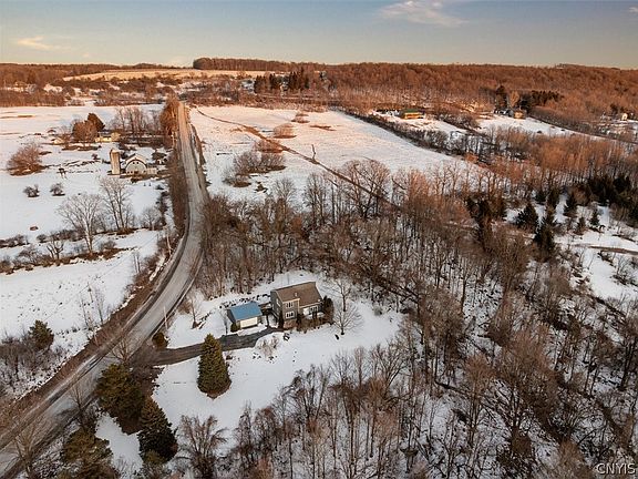 4th image of 6316 Haslauer Rd