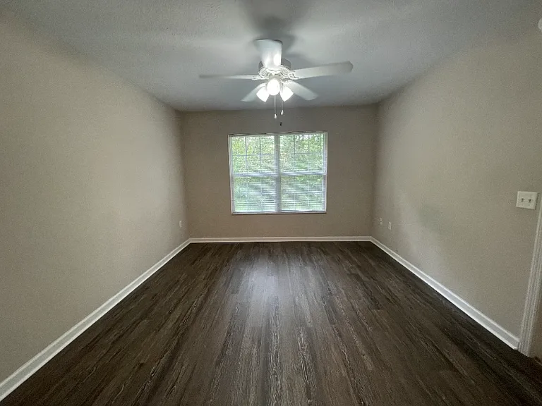 1754 SW Grandview St #101 — Photo 10