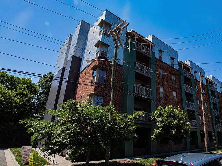 630 Calvert St #207 — Photo 1