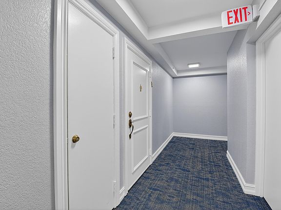 5th image of 7754 Lakeside Boulevard #476