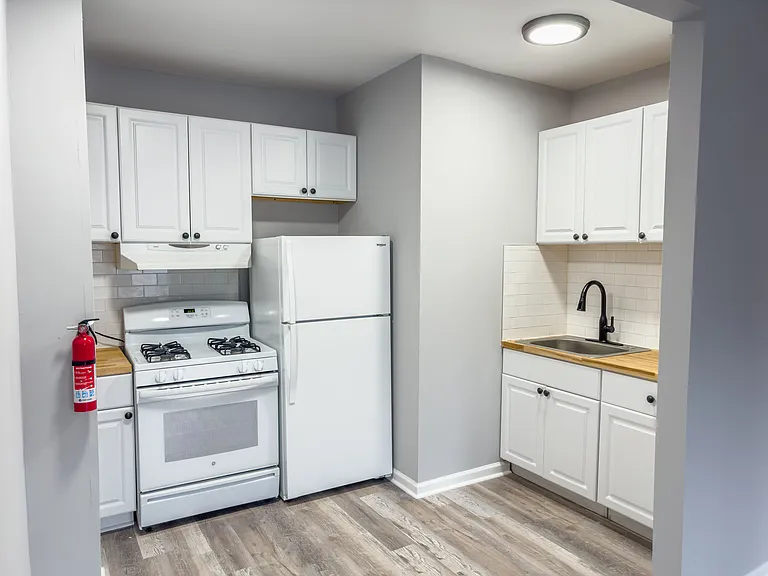 428 Liberty Street — Photo 15