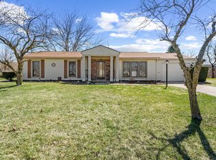 680 Leveque Cir, Carleton, MI 48117