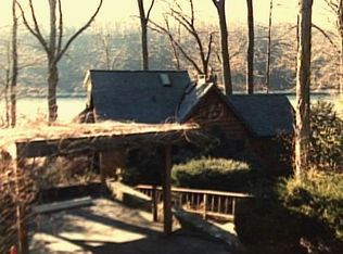 36 Chimney Point, New Milford, CT 06776