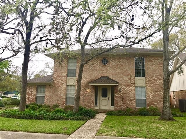 1st image of 13807 Vinehill Dr