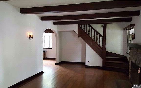 4th image of 3822 218th St