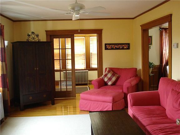 Living Room - French doors, looking toward sun room