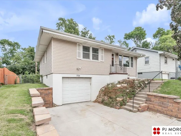 7724 Blondo Dr, Omaha, NE 68134