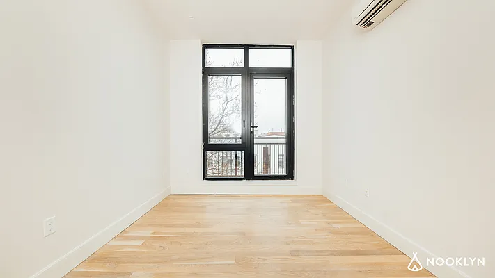 Rented by Nooklyn NYC LLC | media 34