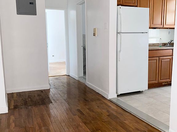 2nd image of 4140 Parsons Blvd #2A