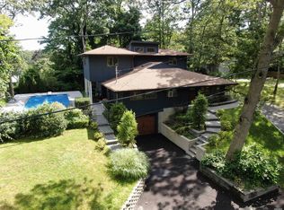 15 Walnut Rd, Rocky Point, NY 11778