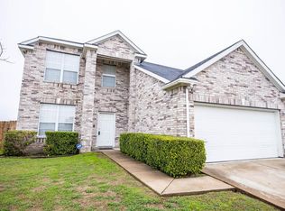 7401 Tin Cup Dr, Arlington, TX 76001