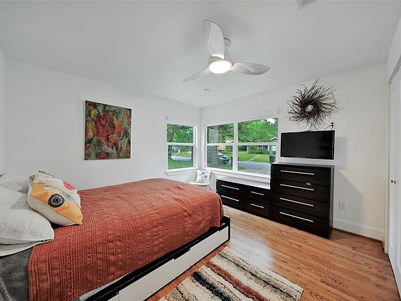 5th image of 1220 Cheshire Ln