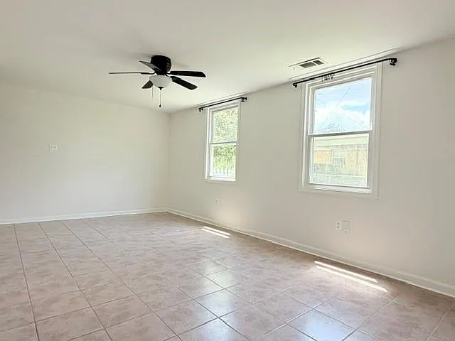 309 Duplessis St — Photo 4