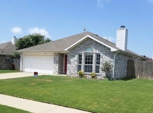 1217 Misty Meadow Dr, Midlothian, TX 76065