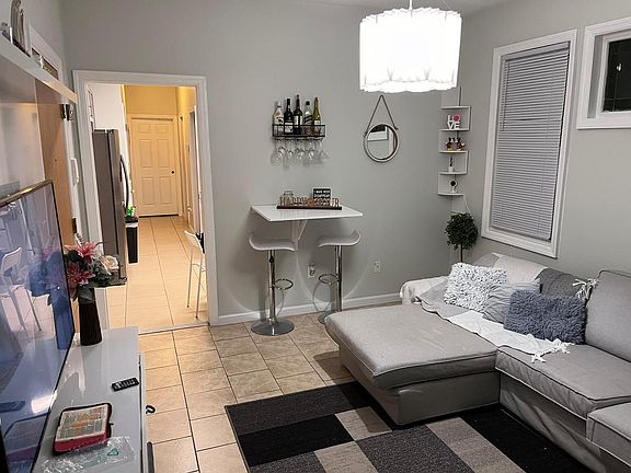 3rd image of 1046 Sheridan Ave Floor 2