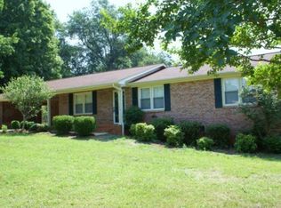 109 Riley Rd, Greenville, SC 29611