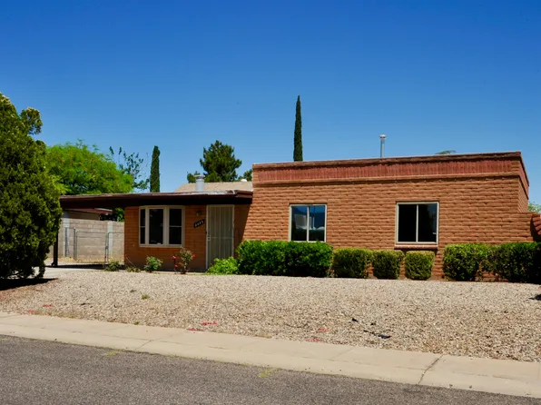 2083 Santa Rita Dr, Sierra Vista, AZ 85635