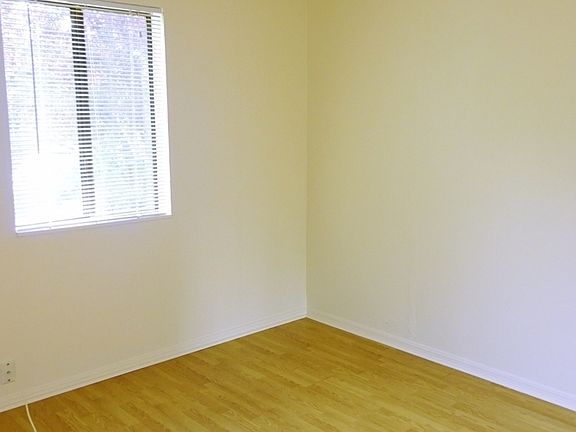 3rd image of 590 C St
