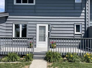 2919 Winnipeg Dr, Bismarck, ND 58503
