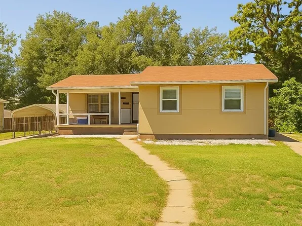 1917 6th Ave, Dodge City, KS 67801