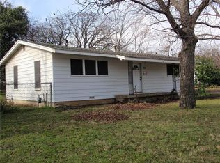 3912 Panama Dr, Fort Worth, TX 76119