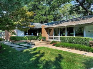 925 Meadow Oaks Dr, Arlington, TX 76010