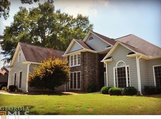 1590 Barnesville Rd, Griffin, GA 30224