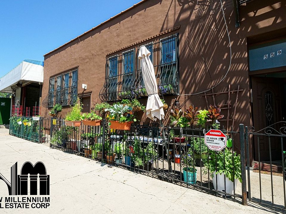 1st image of 559 20th St APT 1A