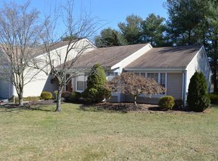 1184B Thornbury Ln, Manchester, NJ 08759