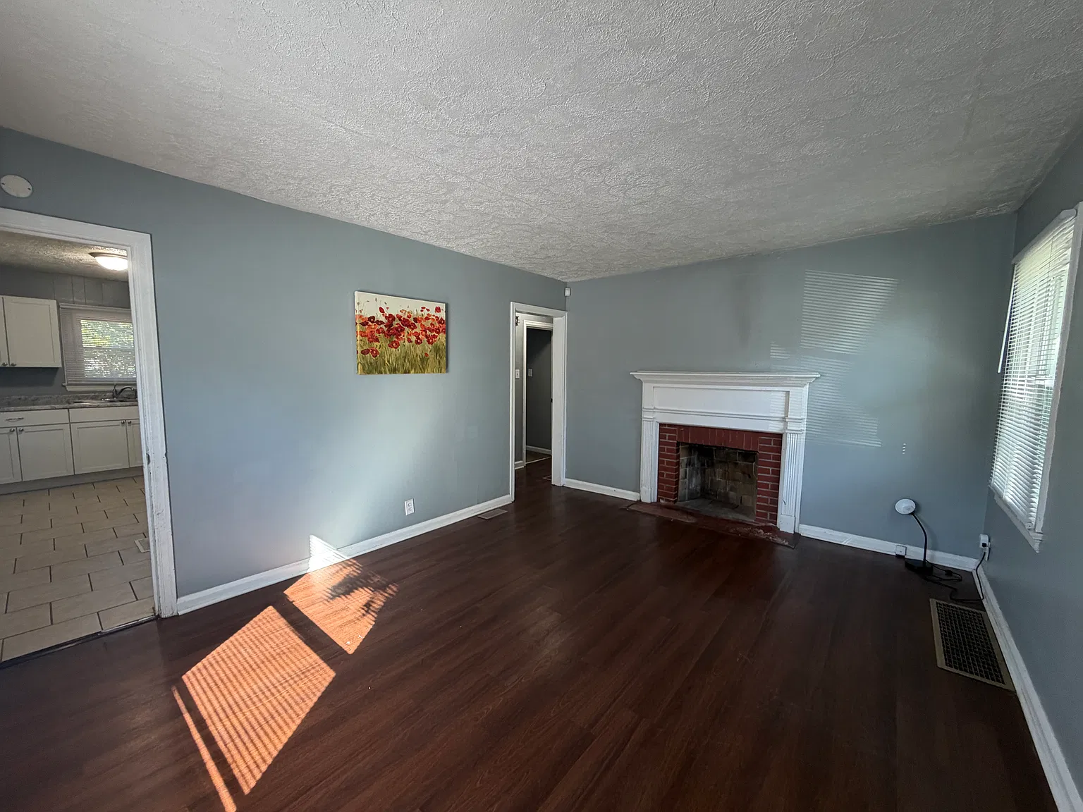 2 bed, 840 sqft, $1,150 — Photo 3