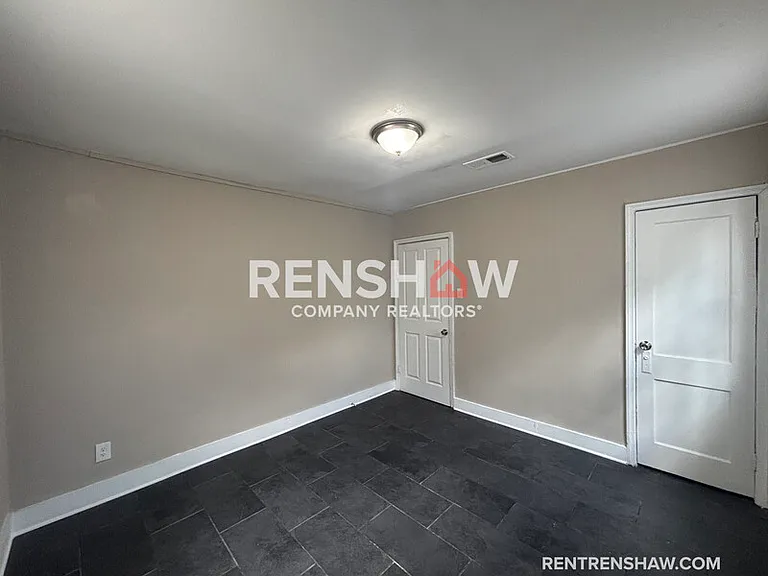 753 Lipford St — Photo 14