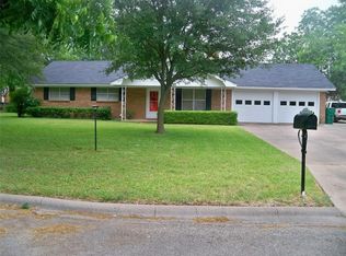 1301 Westhill Ln, Coleman, TX 76834